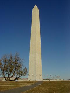 Washington Monument<br>Location: <a href="https://www.google.com/maps/search/?api=1&query=38.88878,-77.03647" target="_new">Washington Monument</a>